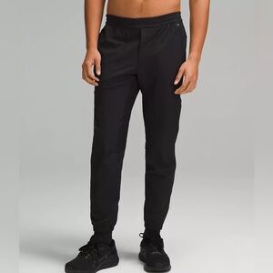 Lululemon License to train jogger